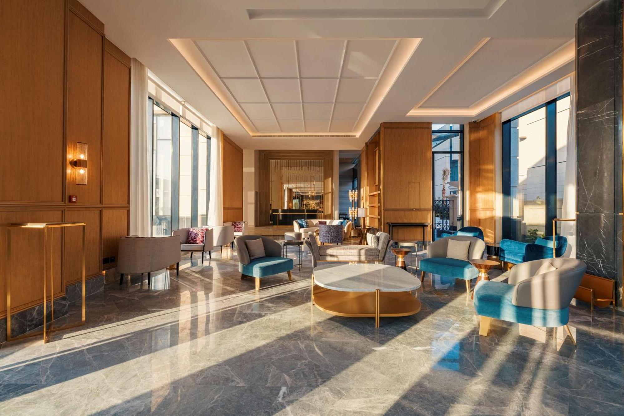 Mansard Riyadh, A Radisson Collection Hotel Kültér fotó The lobby of the hotel